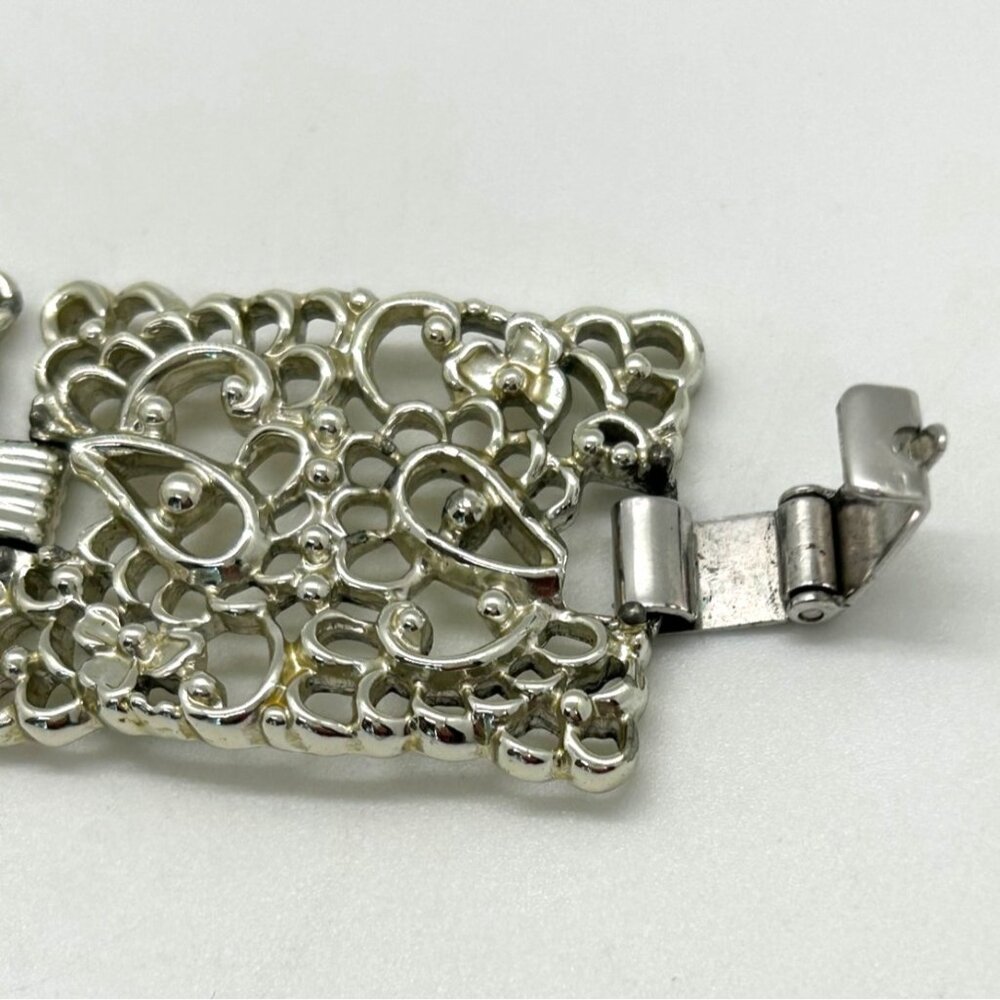Silver-tone Statement Earring & Bracelet Set Paisley Filigree Panel Design - Picture 5 of 14